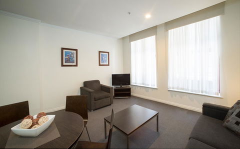 Franklin Apartments - Tourism Guide 19
