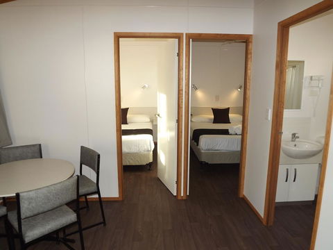 Ceduna Foreshore Caravan Park - Travel Search 10