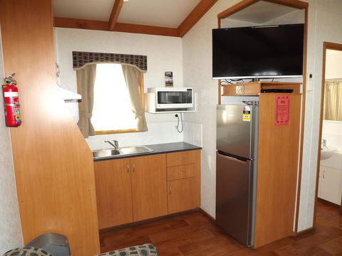 Ceduna Foreshore Caravan Park - Travel Search 14