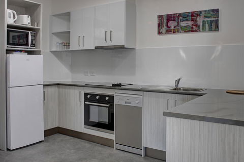Aart Apartments - Travel Agents 19