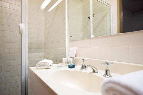 Adelaide Paringa - Tourism Guide 14