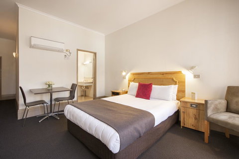 Adelaide Paringa - Tourism Guide 13