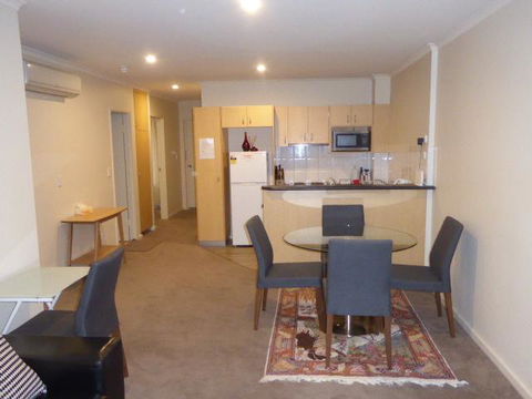 Adelaide City Apartment - 3br, 2bath & Carpark - Travel Search 3