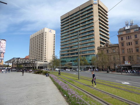Adelaide City Apartment - 3br, 2bath & Carpark - Travel Search 43