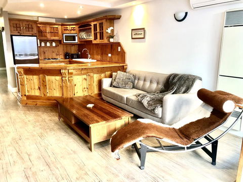 Superb Townhouse In North Adelaide - Tourism Guide 1