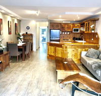 Superb Townhouse in North Adelaide - Tourism Guide