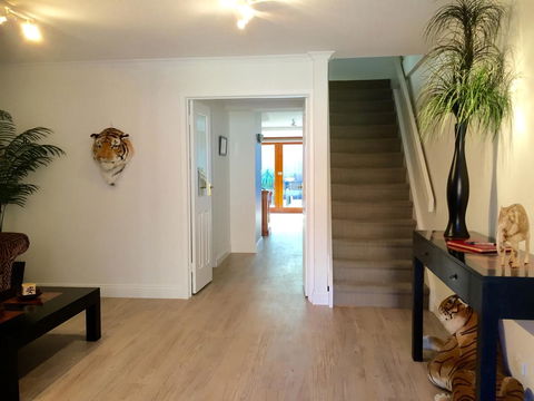 Superb Townhouse In North Adelaide - Tourism Guide 19