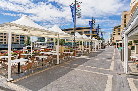 Heart Of Glenelg BnB - Travel Search 18