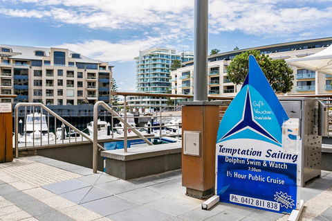 Heart Of Glenelg BnB - Travel Search 20