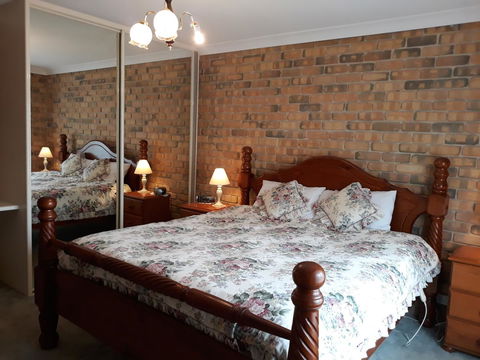 Acacia Apartments - Tourism Guide 10