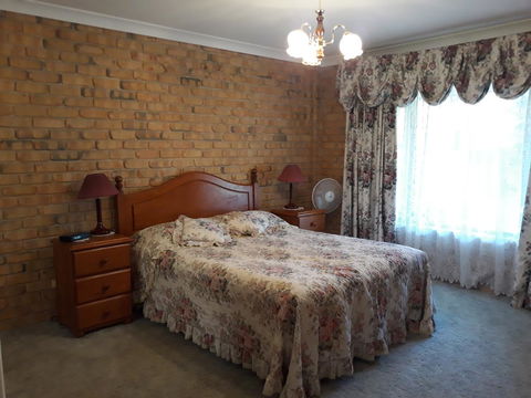Acacia Apartments - Tourism Guide 7
