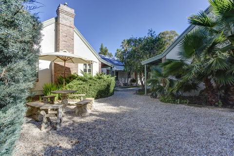 Tanunda Cottages - Travel Search 8