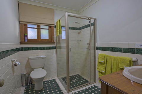 Tanunda Cottages - Travel Search 6