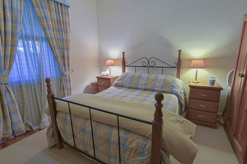 Tanunda Cottages - Travel Search 15