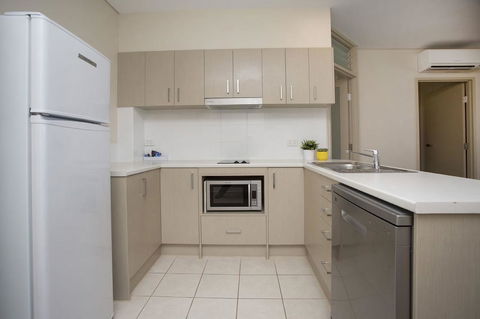 Hume Serviced Apartments - Tourism Guide 16