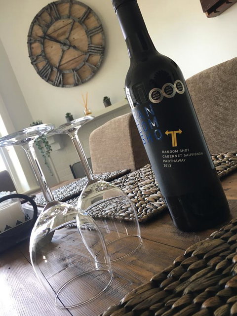 Two Cow Cottage Bed & Breakfast - Travel Agents 2