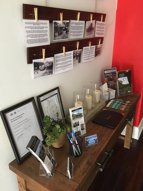 Two Cow Cottage Bed & Breakfast - Travel Agents 6