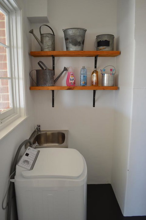 Two Cow Cottage Bed & Breakfast - Travel Agents 30