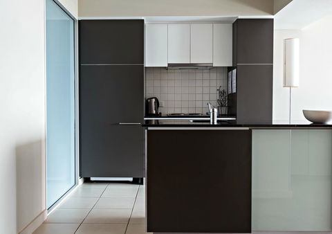Adelaide DressCircle Apartments - North Terrace - Tourism Guide 22