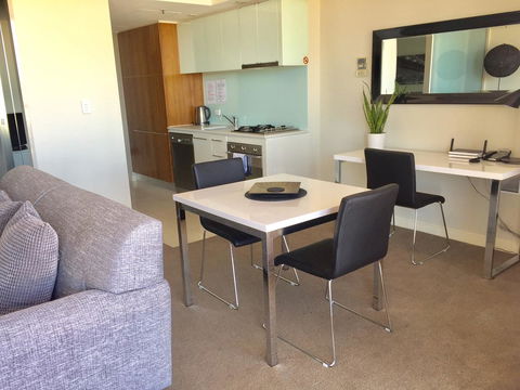Adelaide DressCircle Apartments - North Terrace - Tourism Guide 15