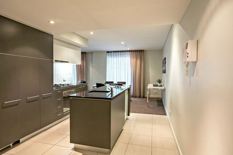 Adelaide DressCircle Apartments - North Terrace - Tourism Guide 30