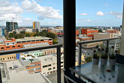 Adelaide DressCircle Apartments - North Terrace - Tourism Guide 36