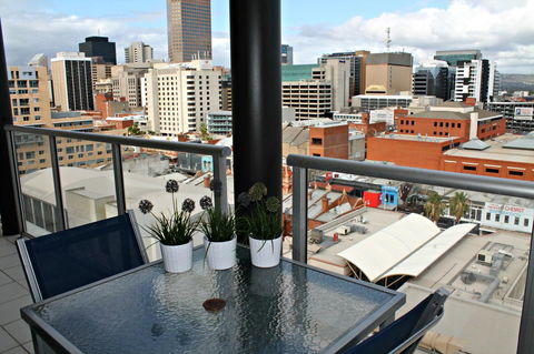 Adelaide DressCircle Apartments - North Terrace - Tourism Guide 25