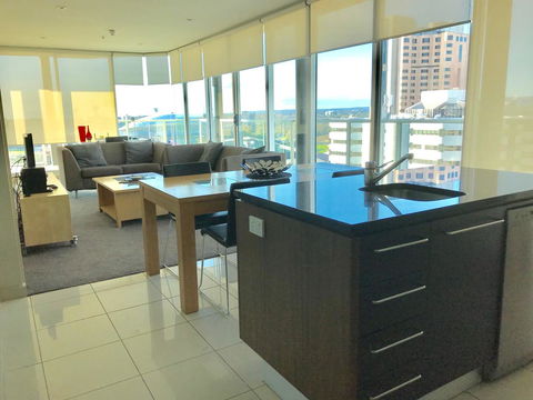Adelaide DressCircle Apartments - North Terrace - Tourism Guide 3