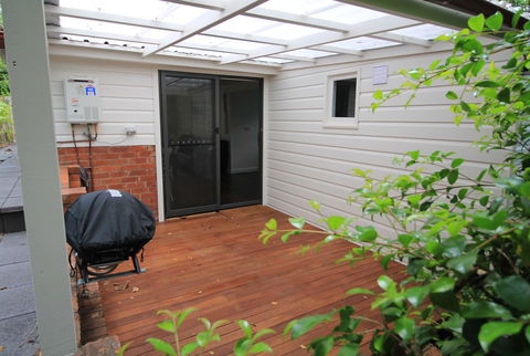 Boatsheds - Travel Agents 5