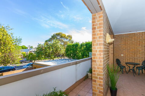 Adelaide Style Accommodation-Close To City-North Adelaide-3 Bdrm- FREE Parking - Tourism Guide 30