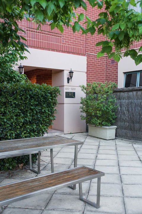 Majestic Tynte Street Apartments - Tourism Guide 5