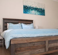 Smugglers Inn Studio Apartments - Travel Search
