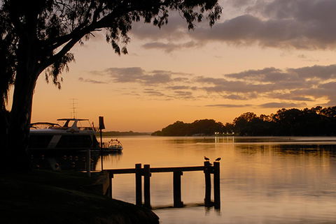 Riverview Rise Retreats - Travel Search 11