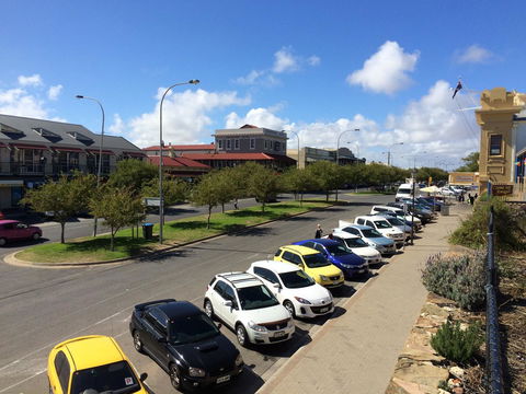 Adelaide - Semaphore Beach Front - Tourism Guide 26