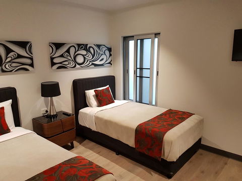 Semaphore Splash Apartments - Tourism Guide 7