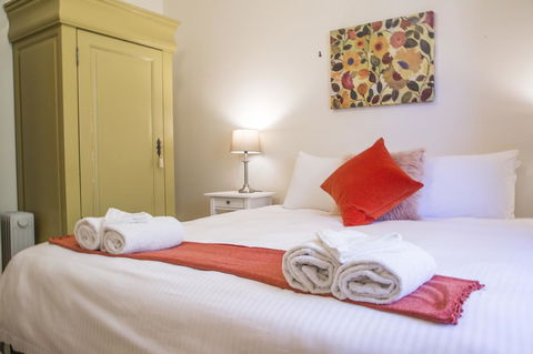 Mataro Cottage - Travel Search 14
