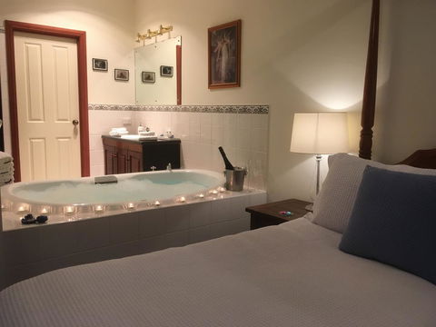 Wine And Roses Bed And Breakfast - Travel Search 23
