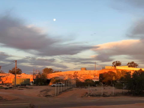 Aussie Opal Diggers Outback Retreat-Undergound - Tourism Guide 3