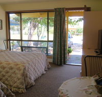 Milang Lakes Motel - Travel Agents