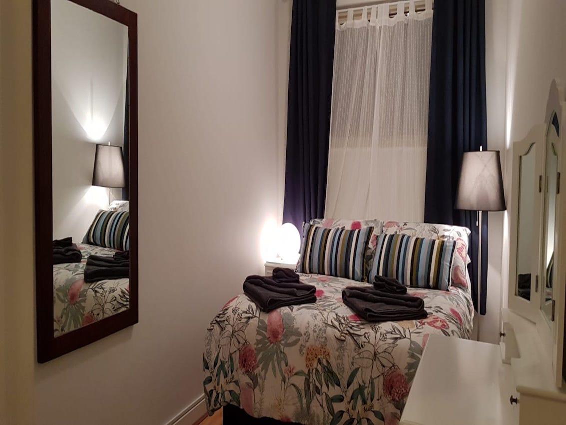 Seacombe Gardens SA Travel Search