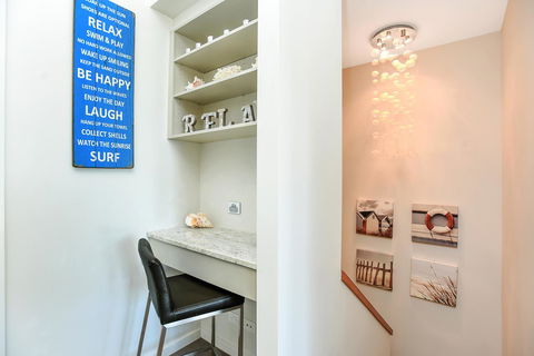 Lavina Luxury Beach House - Travel Agents 22