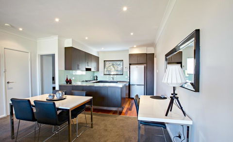 Adelaide DressCircle Apartments - Archer Street - Tourism Guide 9