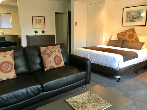 Adelaide DressCircle Apartments - Archer Street - Tourism Guide 6