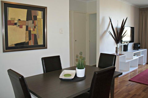 Adelaide DressCircle Apartments - Archer Street - Tourism Guide 23