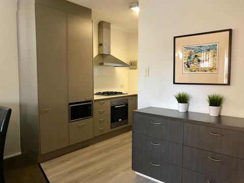 Adelaide DressCircle Apartments - Archer Street - Tourism Guide 1