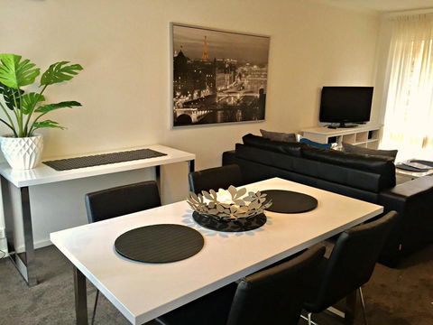 Adelaide DressCircle Apartments - Archer Street - Tourism Guide 26