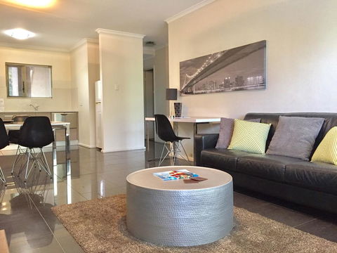 Adelaide DressCircle Apartments - Archer Street - Tourism Guide 7