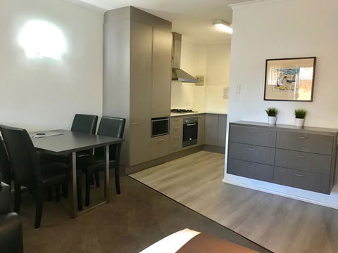Adelaide DressCircle Apartments - Archer Street - Tourism Guide 5