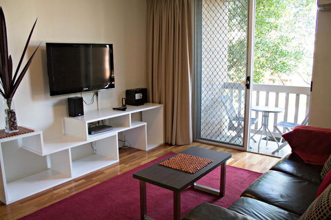 Adelaide DressCircle Apartments - Archer Street - Tourism Guide 14