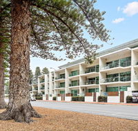 Breeze Beachfront Apartments - Travel Search